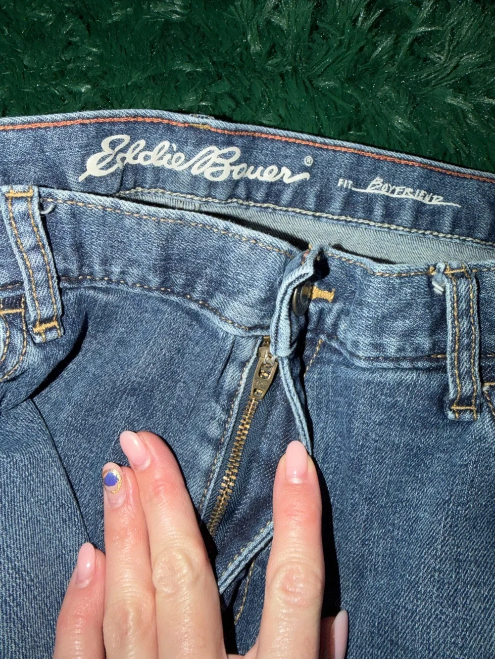 Eddie Bauer Straight Leg Jeans - Light Blue Wash - Picture 3 of 7